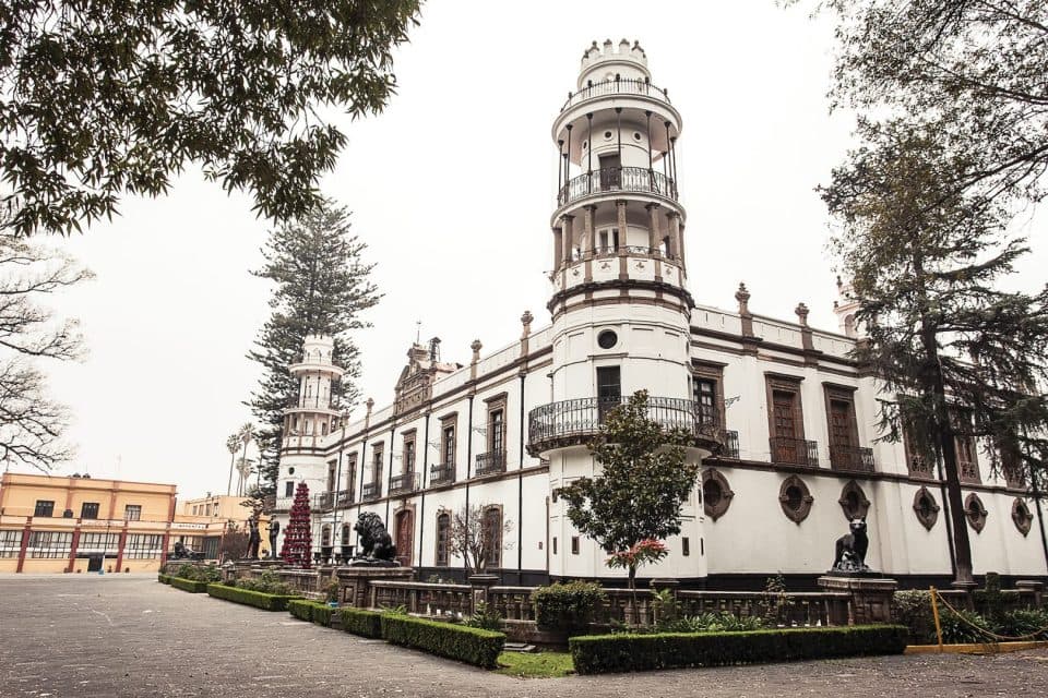 La historia y los murales de la Universidad de Chapingo - Revista Travesías