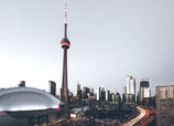 Más allá de CN Tower, Toronto a través de su arquitectura