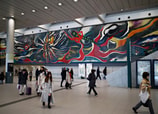 El mito del mañana, ahora se exhibe permanentemente en la estación de Metro de Shibuya.
