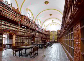 Un vistazo a la Biblioteca Palafoxiana, la más antigua de México