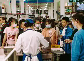 Los viajes en casi todo el mundo han regresado a la normalidad, sin embargo, algunos destinos todavía tienen restricciones. Foto: Joshua Fernandez para Unsplash.