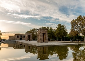 Un templo egipcio en medio de Madrid