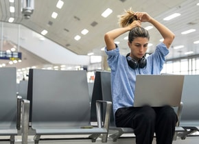 ¿Te conectas al wifi del aeropuerto? Este podría ser peligroso