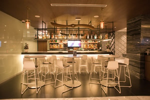 centurion lounge aicm