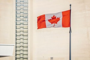 El himno nacional canadiense será modificado