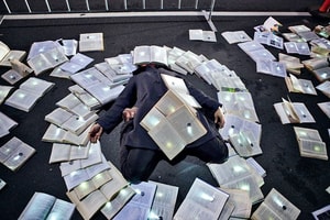 persona-con-libros