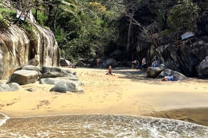 colomitos, la playa más pequeña de México