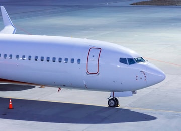 Así es volar en la nariz de uno de los aviones más icónicos del mundo