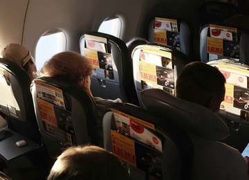 Cuando pagas más por un asiento con ventana… y la ventana no existe