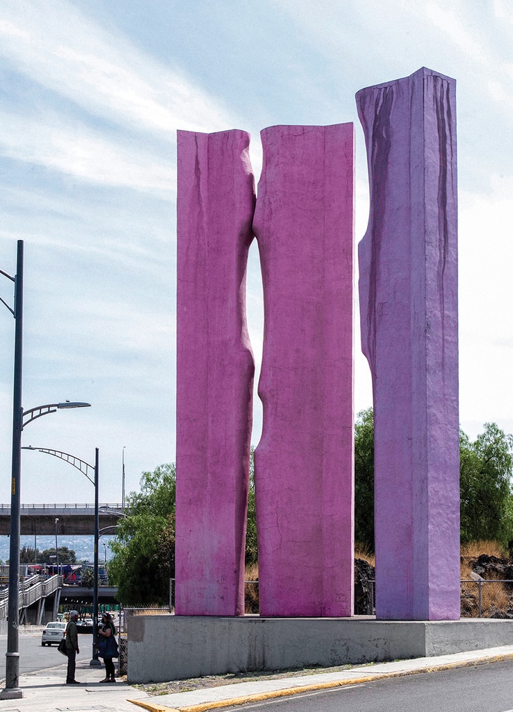 "Las Tres Gracias", conjunto creado por el checo Miloslav Chlupac.